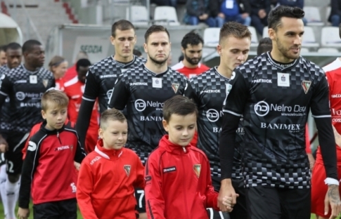 KONKURS: Szukamy 25 dzieci do wyprowadzenia piłkarzy na mecz Ekstraklasy!! 